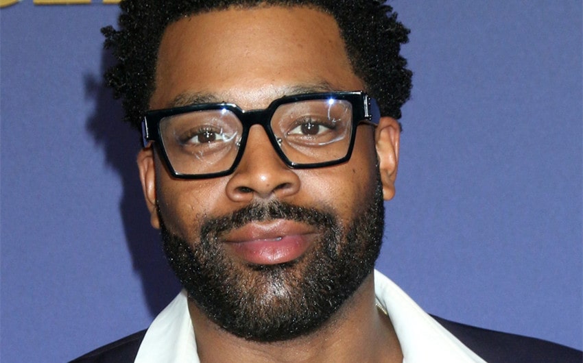 wife of laroyce hawkins